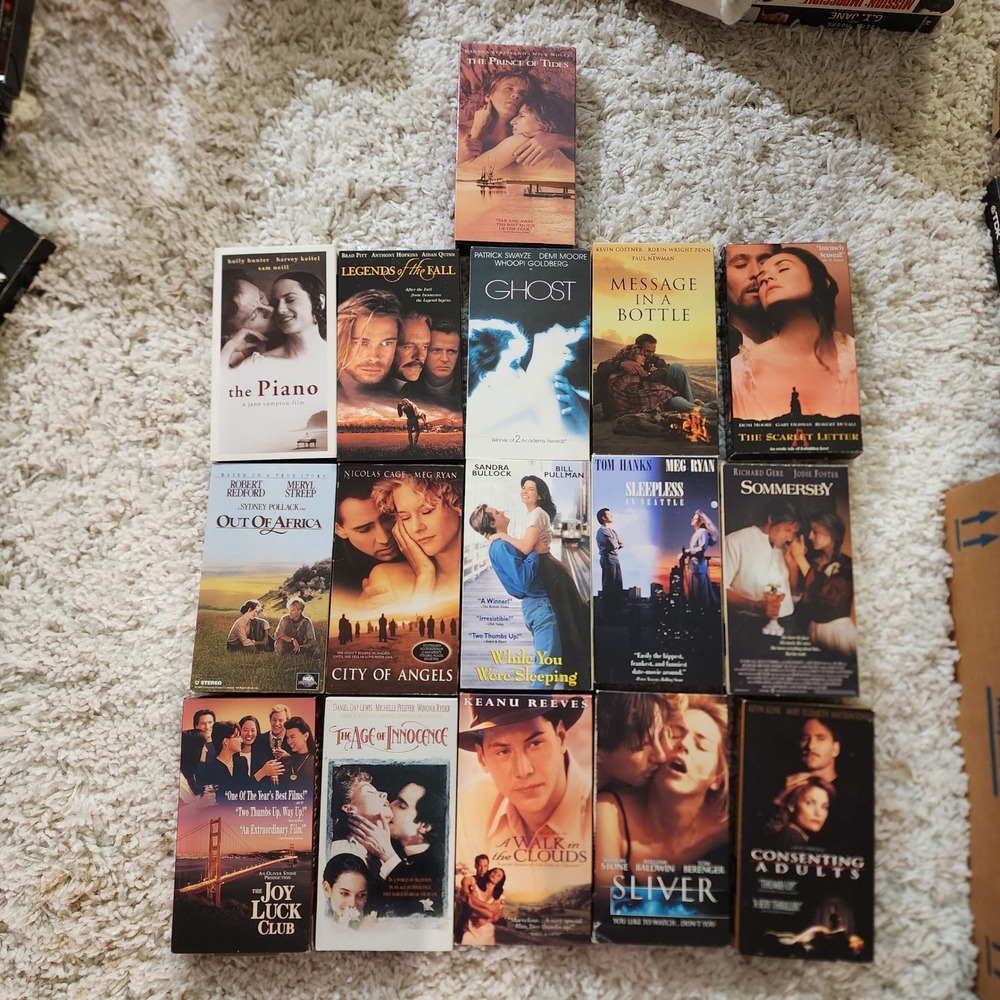 Romance Movie 16 VHS Tape Lot - Ghost, Sleepless in‎ Seattle & More